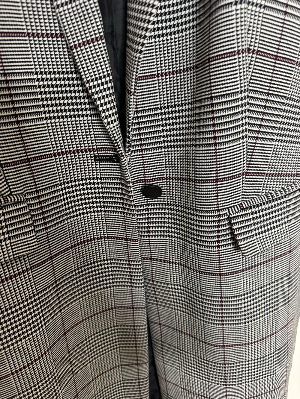 Calvin Klein Gray Plaid Trench Coat with Subtle Red Windowpane - Picture 5 of 6